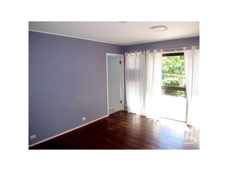 11 Chantilly Street, Chapel Hill QLD 4069