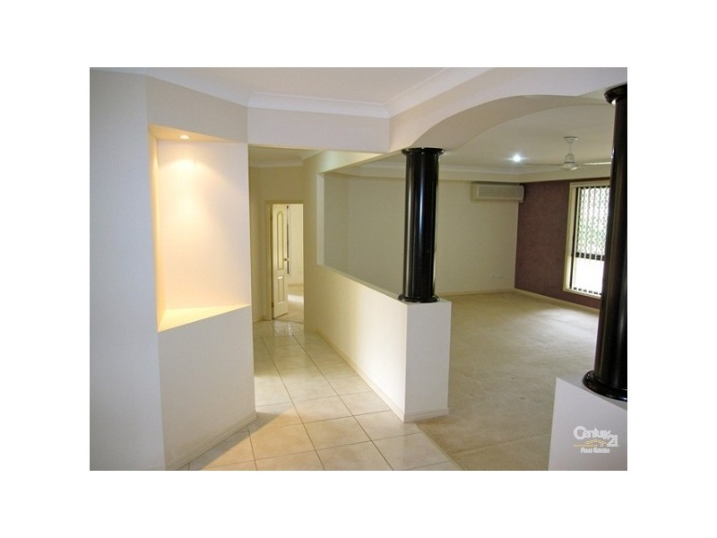12 Sandlewood Close, Moggill QLD 4070