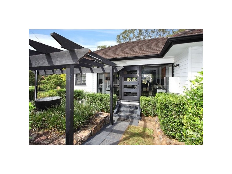 448 Brookfield Road, Kenmore Hills QLD 4069