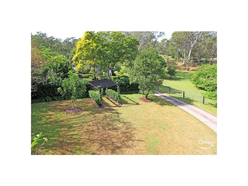 448 Brookfield Road, Kenmore Hills QLD 4069