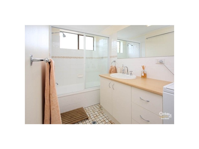 2/66 Oxford Terrace, Taringa QLD 4068