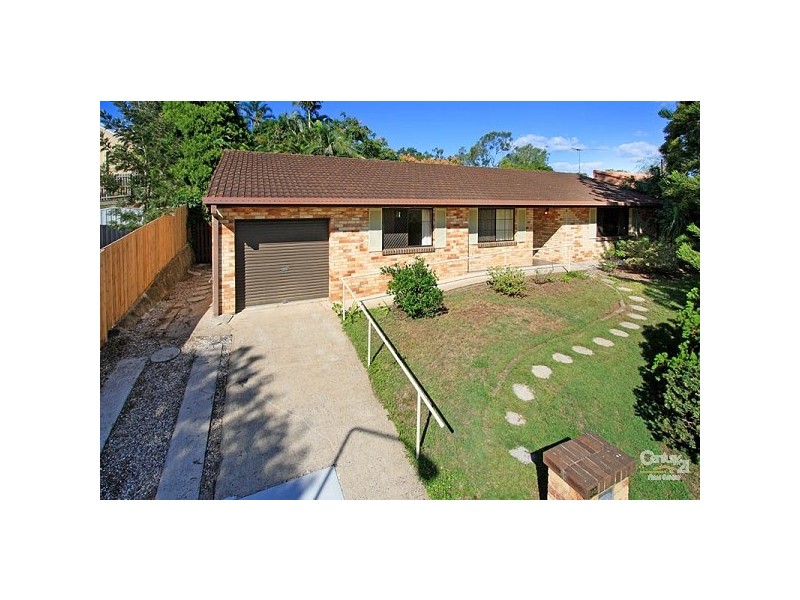 25 Boblynne Street, Chapel Hill QLD 4069