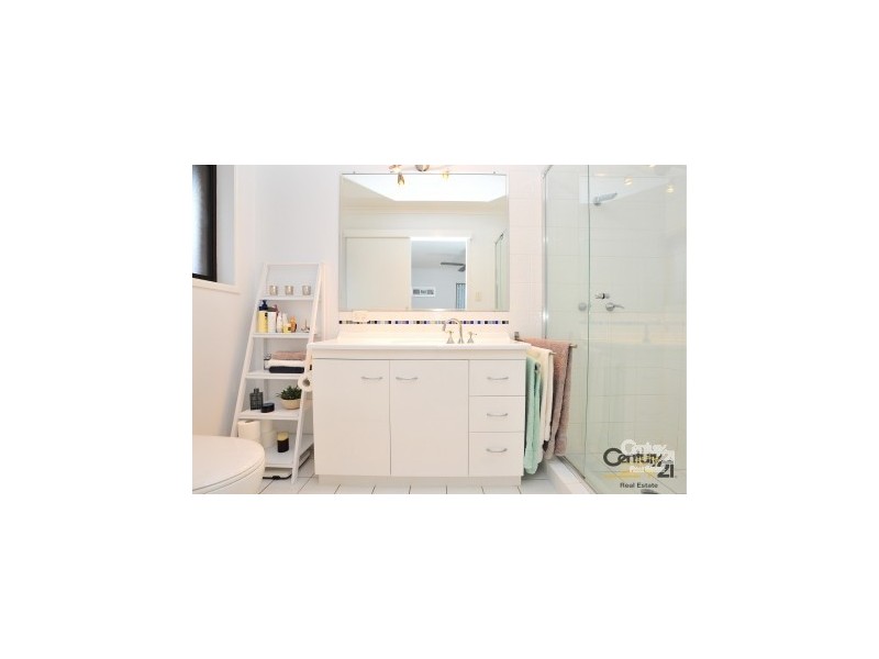 31 Fiddlewood Crescent, Bellbowrie QLD 4070