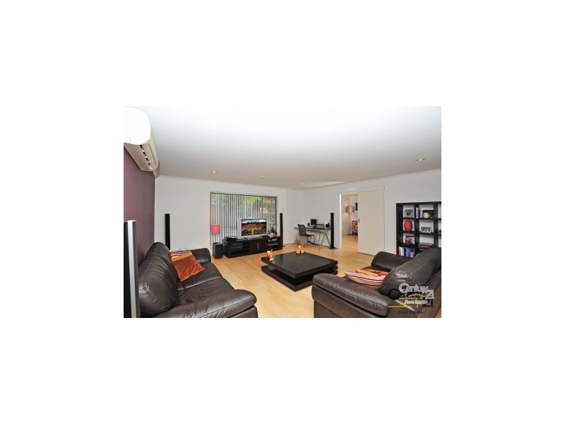 31 Fiddlewood Crescent, Bellbowrie QLD 4070