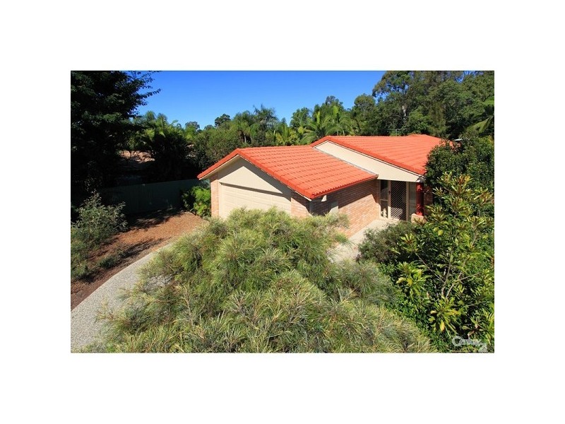 4 Palm Court, Bellbowrie QLD 4070