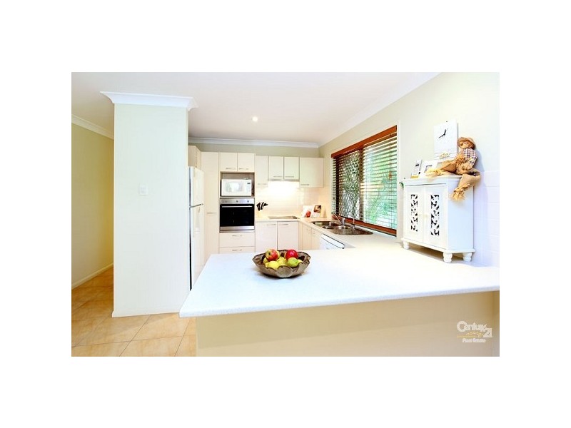 4 Palm Court, Bellbowrie QLD 4070