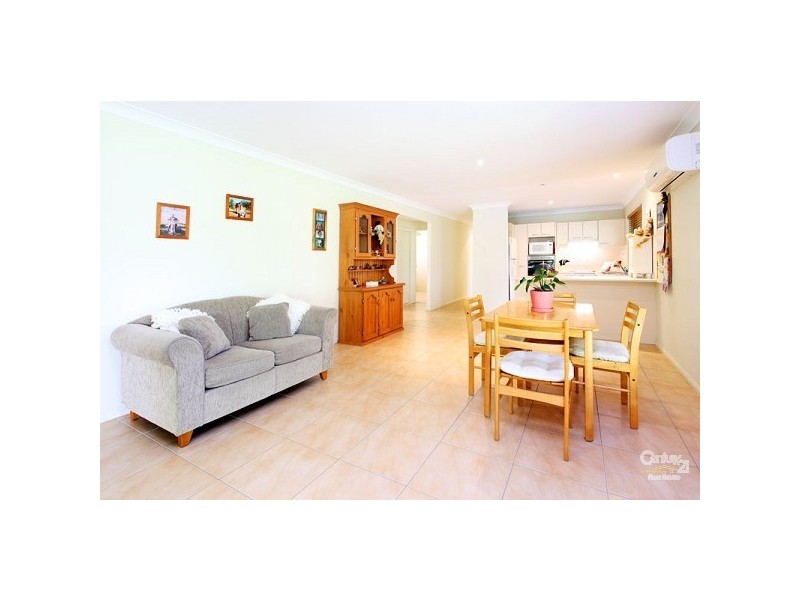 4 Palm Court, Bellbowrie QLD 4070