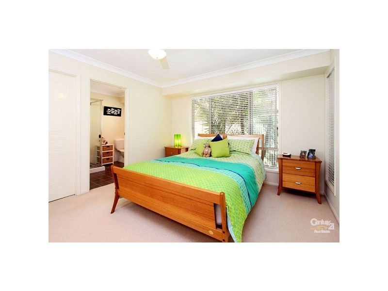 4 Palm Court, Bellbowrie QLD 4070