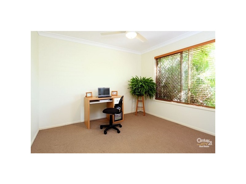 4 Palm Court, Bellbowrie QLD 4070