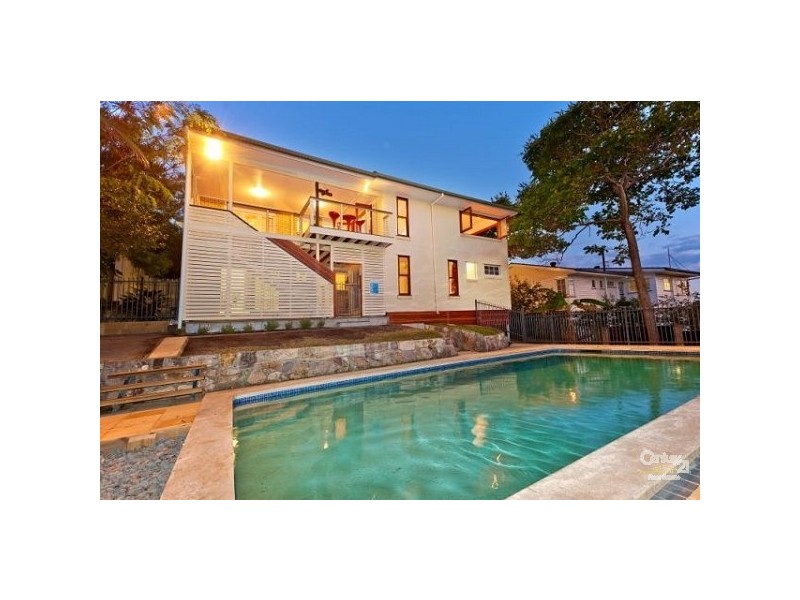 12 Piari Street, Kenmore QLD 4069