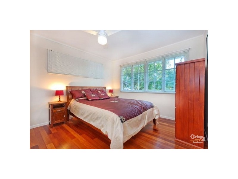 12 Piari Street, Kenmore QLD 4069