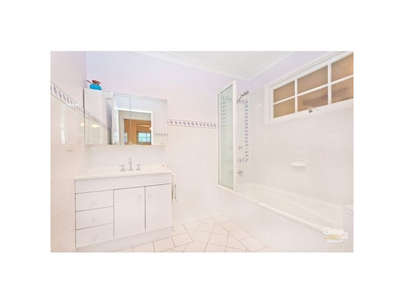 12 Piari Street, Kenmore QLD 4069
