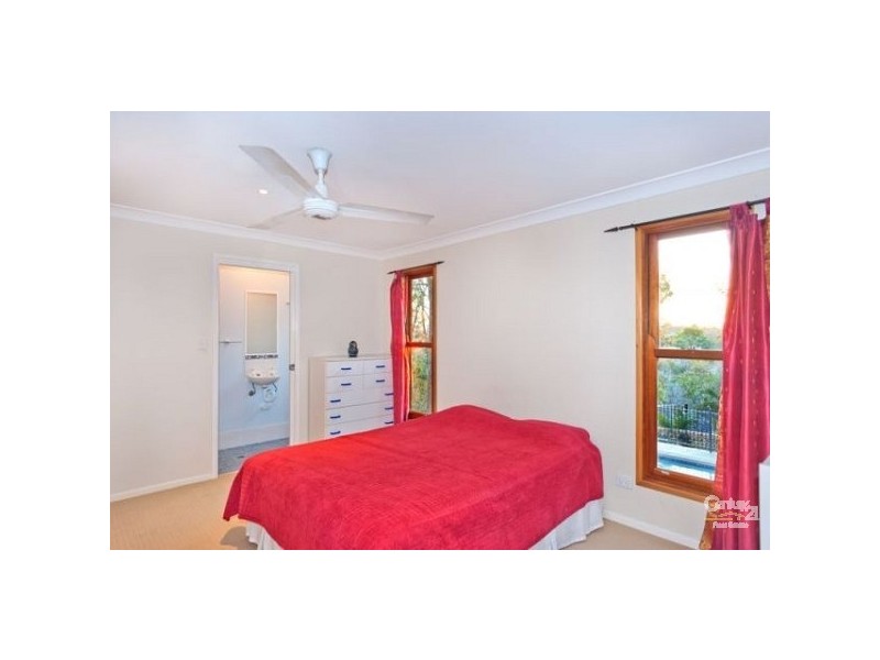 12 Piari Street, Kenmore QLD 4069