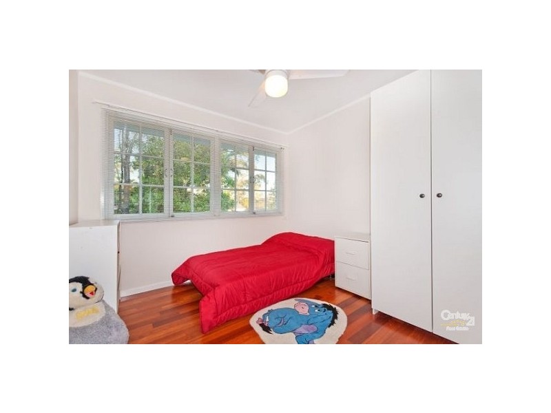 12 Piari Street, Kenmore QLD 4069