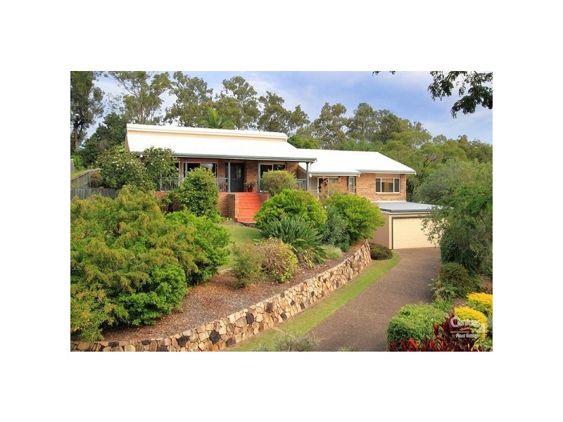 13 Sundown Street, Kenmore QLD 4069
