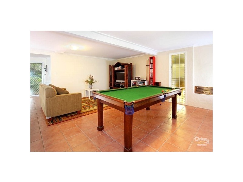 13 Sundown Street, Kenmore QLD 4069