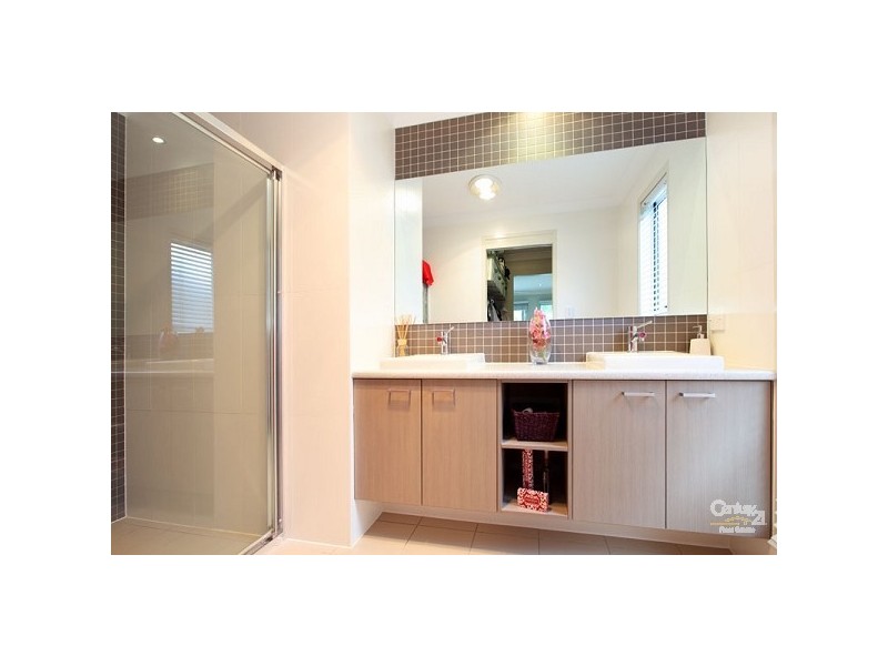 2/166 Jubilee Terrace, Bardon QLD 4065