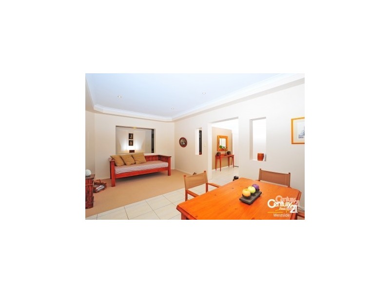 35 Glenwood Place, Moggill QLD 4070