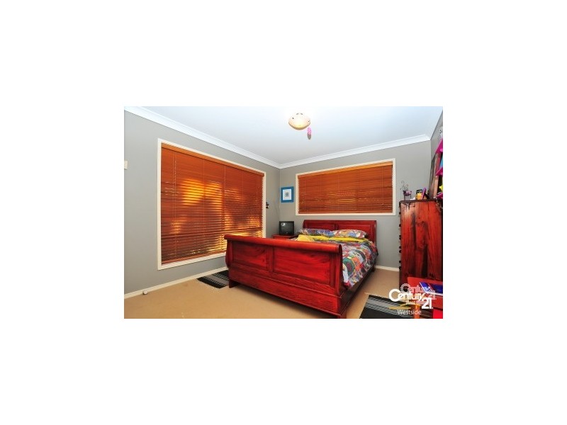 35 Glenwood Place, Moggill QLD 4070