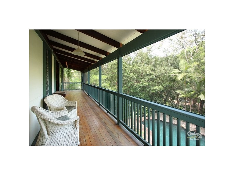 9 Aldergrove Street, Chapel Hill QLD 4069