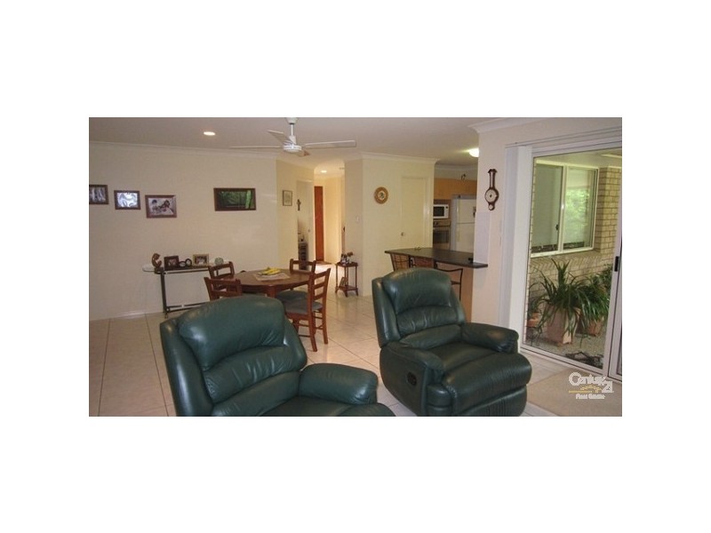 9 Allard Close, Bellbowrie QLD 4070