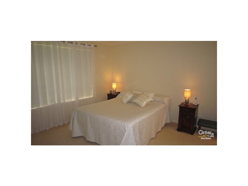 9 Allard Close, Bellbowrie QLD 4070