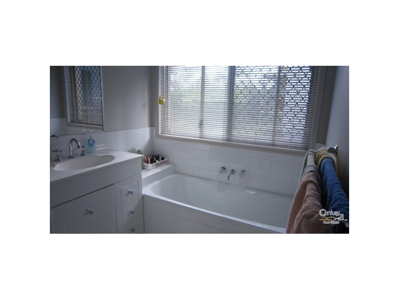 130 Jarrah Street, Moggill QLD 4070