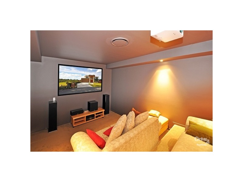 31 Sandringham Place, Fig Tree Pocket QLD 4069