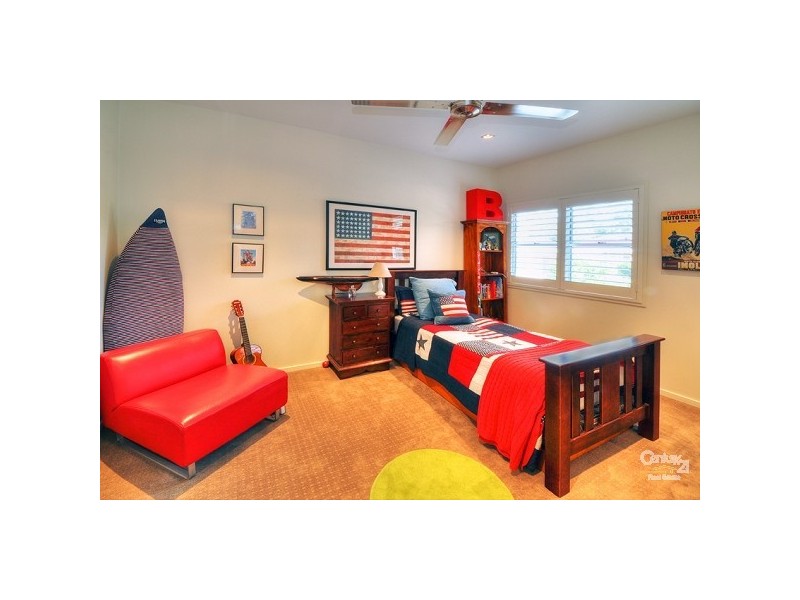 31 Sandringham Place, Fig Tree Pocket QLD 4069