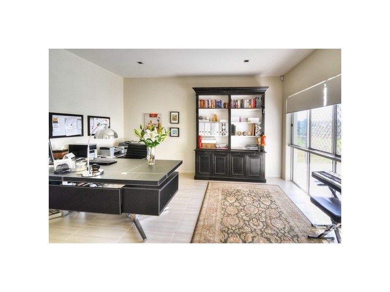 31 Sandringham Place, Fig Tree Pocket QLD 4069