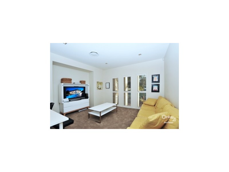 31 Sandringham Place, Fig Tree Pocket QLD 4069