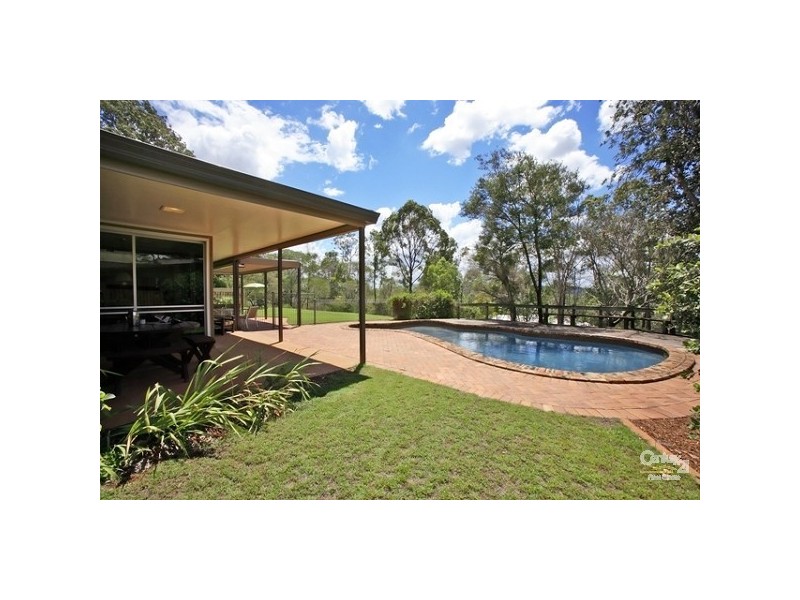 4 Rosemary Lane, Moggill QLD 4070