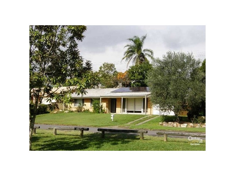 19 Moorfields Street, Fig Tree Pocket QLD 4069