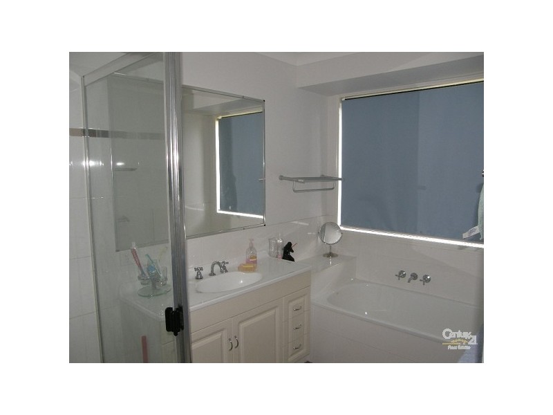 53 Joseph Avenue, Moggill QLD 4070