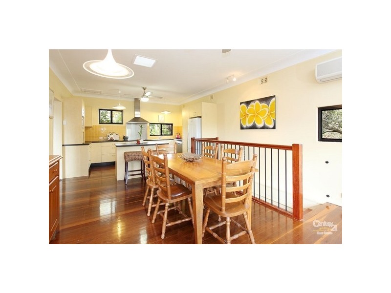 97 Lant Street, Chapel Hill QLD 4069