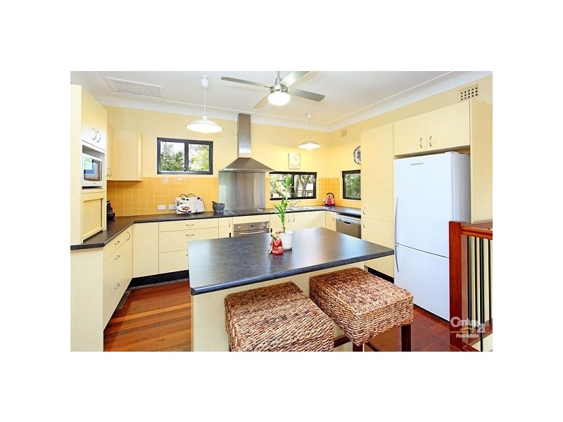 97 Lant Street, Chapel Hill QLD 4069