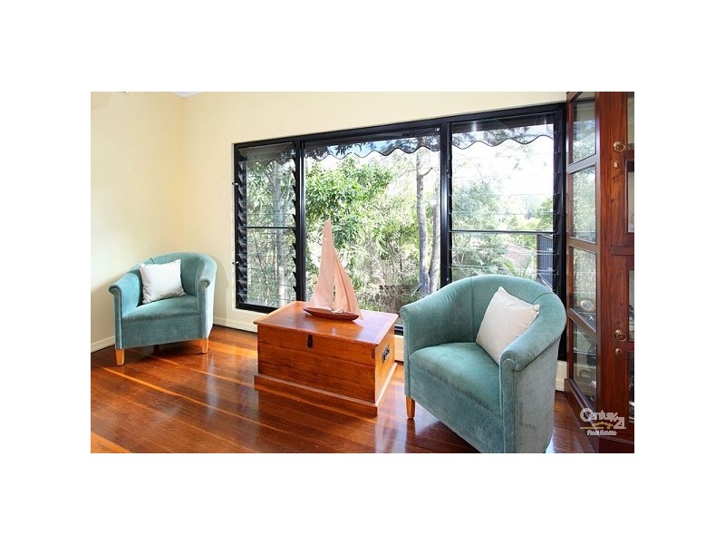 97 Lant Street, Chapel Hill QLD 4069