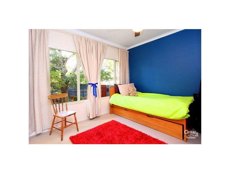 97 Lant Street, Chapel Hill QLD 4069