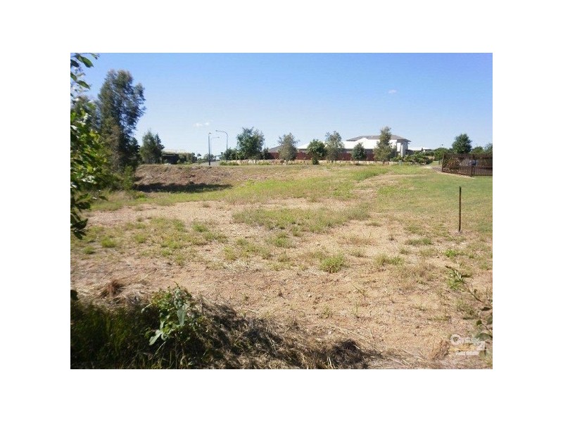 81 Silky Oak Avenue, Moggill QLD 4070