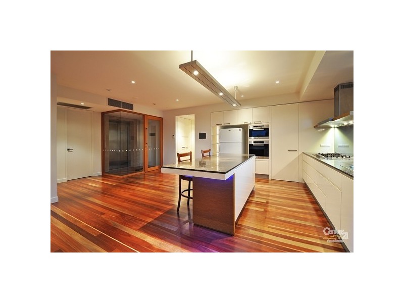 3/33 Ellis Street, Kangaroo Point QLD 4169