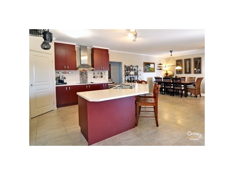 153 Silky Oak Avenue, Moggill QLD 4070