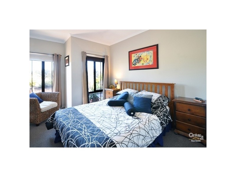 153 Silky Oak Avenue, Moggill QLD 4070