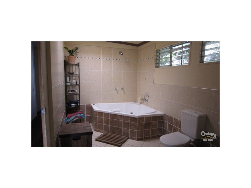 23 Lather Road, Bellbowrie QLD 4070