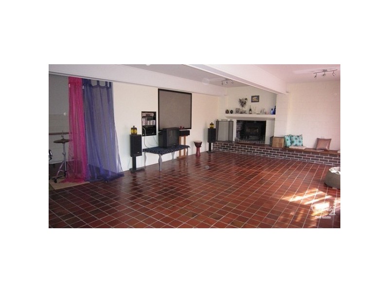 23 Lather Road, Bellbowrie QLD 4070