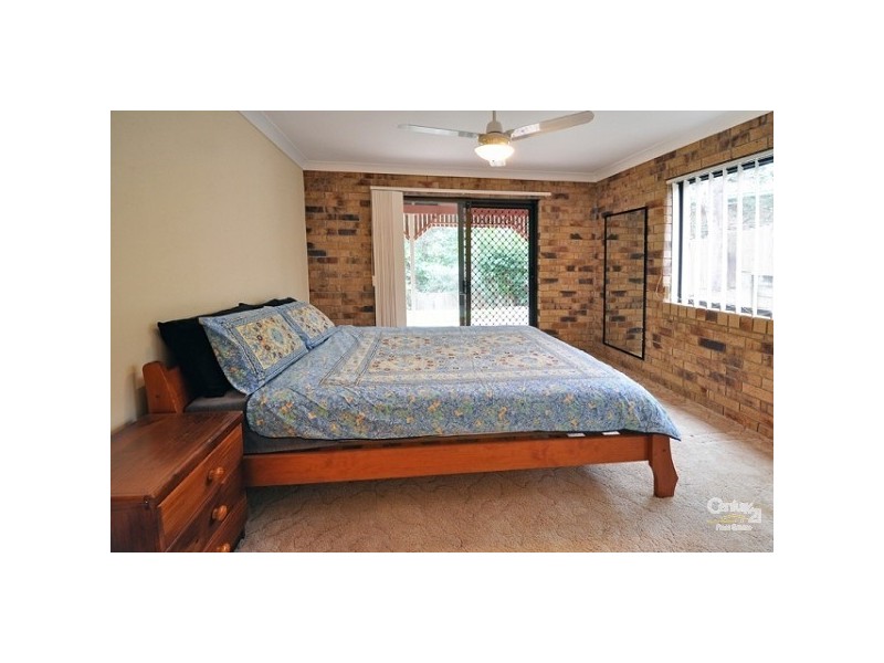 5 Fleming Road, Chapel Hill QLD 4069