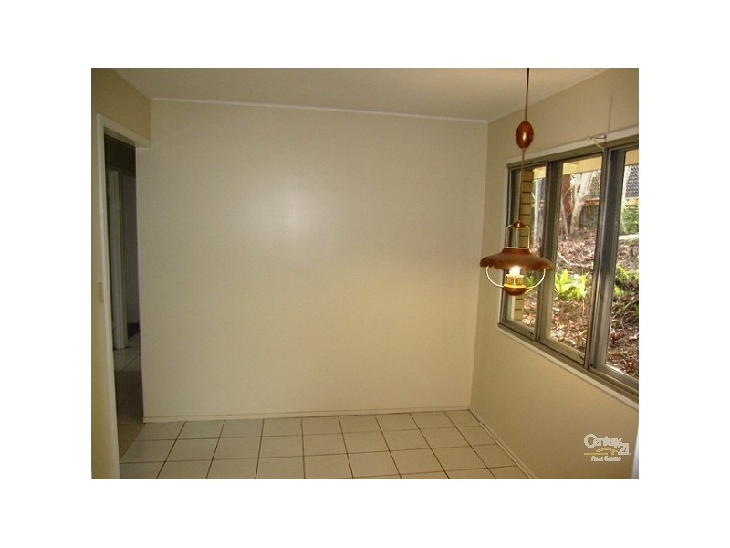 689 Moggill Road, Chapel Hill QLD 4069