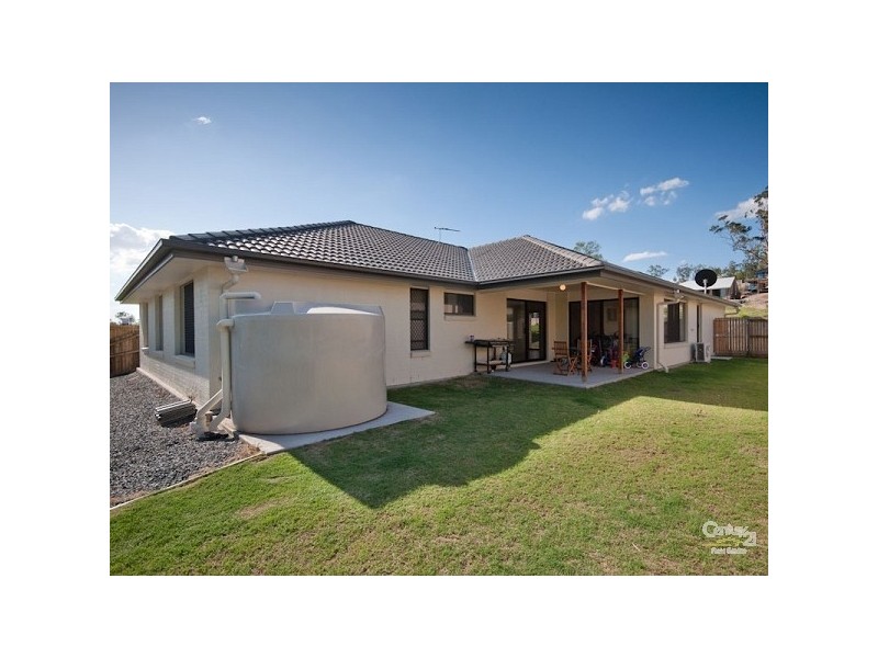 11 Eucalypt Place, Anstead QLD 4070