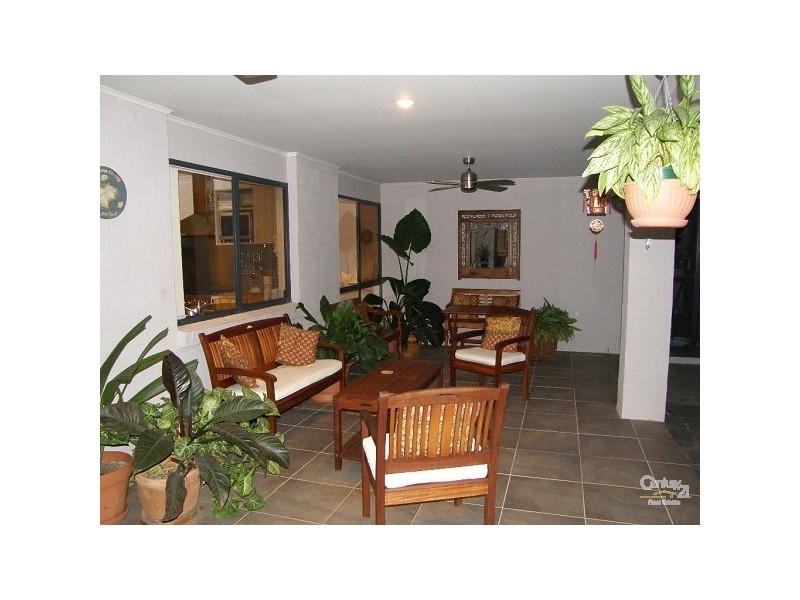 11 Grange Place, Moggill QLD 4070