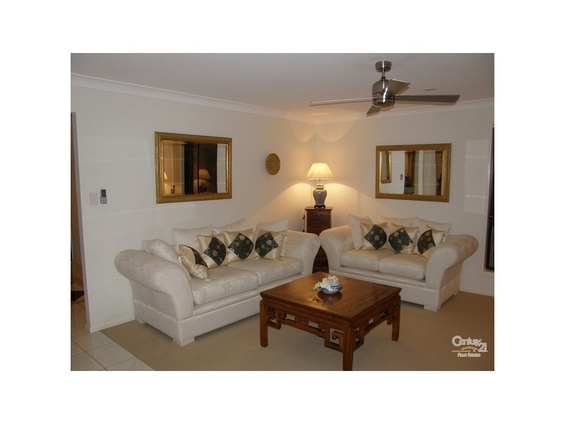 11 Grange Place, Moggill QLD 4070