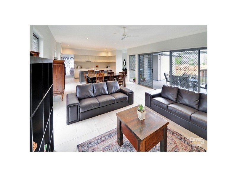 40 Silky Oak Avenue, Moggill QLD 4070